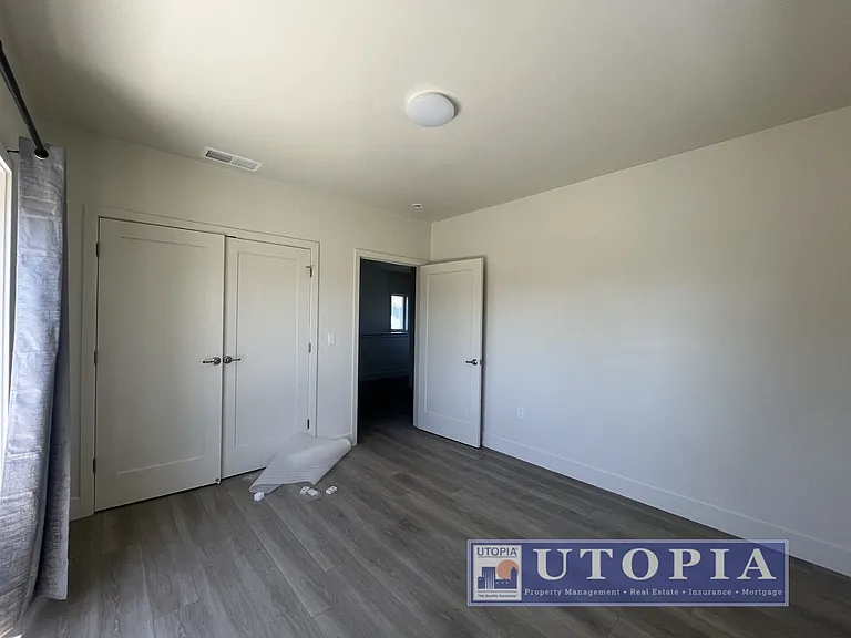 528 Dufour St #A — Photo 10