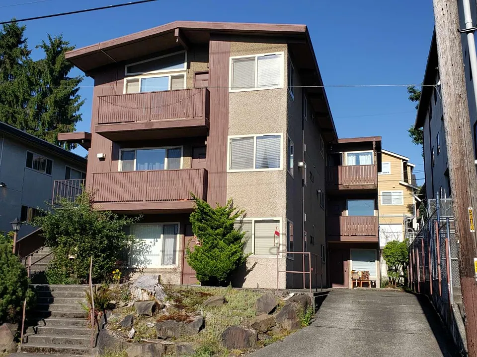 5032 11th Ave NE #5