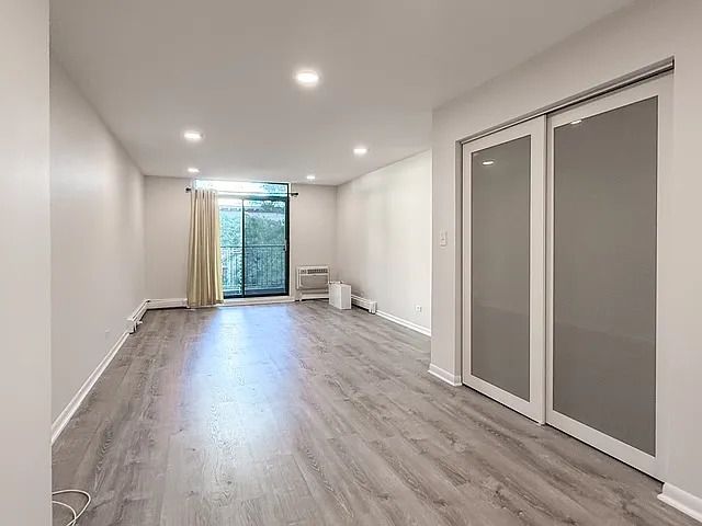 1 bed, 700 sqft, $2,450 — Photo 3