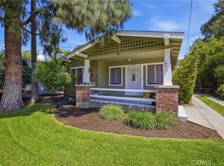547 E Woodbury Rd, Altadena, CA 91001