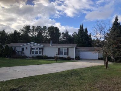 105 W Loves Dr, Roscommon, MI, 48653