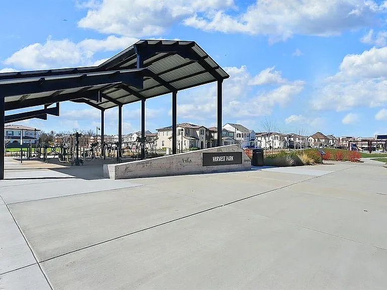 Park and outdoor fitness place