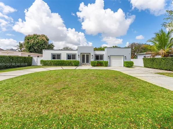 240 Lenape Dr, Miami Springs, FL 33166