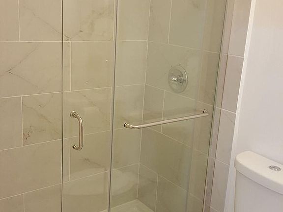5th image of 3134 Richmond St #1