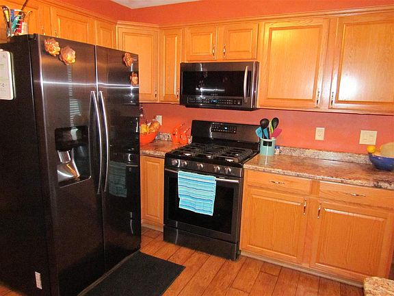 3rd image of 6714 Key Largo Dr