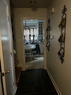 5th image of 151 London Bridge Dr