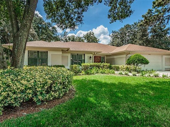 2nd image of 2897 Hammock Dr