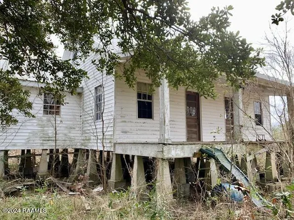 13407 W State Highway 82, Abbeville, LA 70510