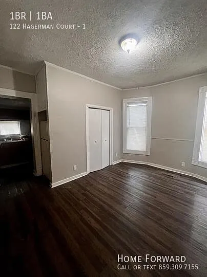 122 Hagerman Ct #1 — Photo 8