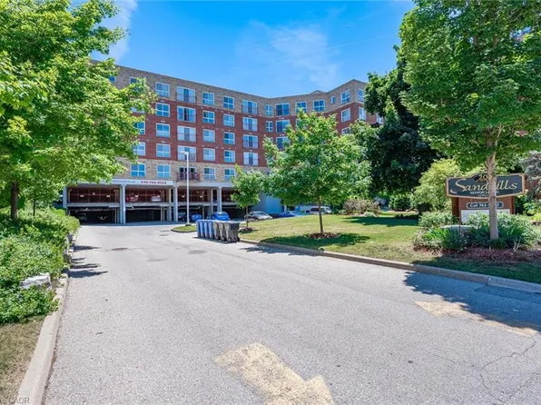 20 Saint George St #311, Kitchener, ON N2G 2S7