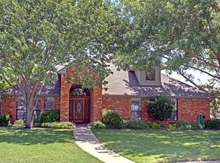 3702 Penny Ln, Carrollton, TX 75007