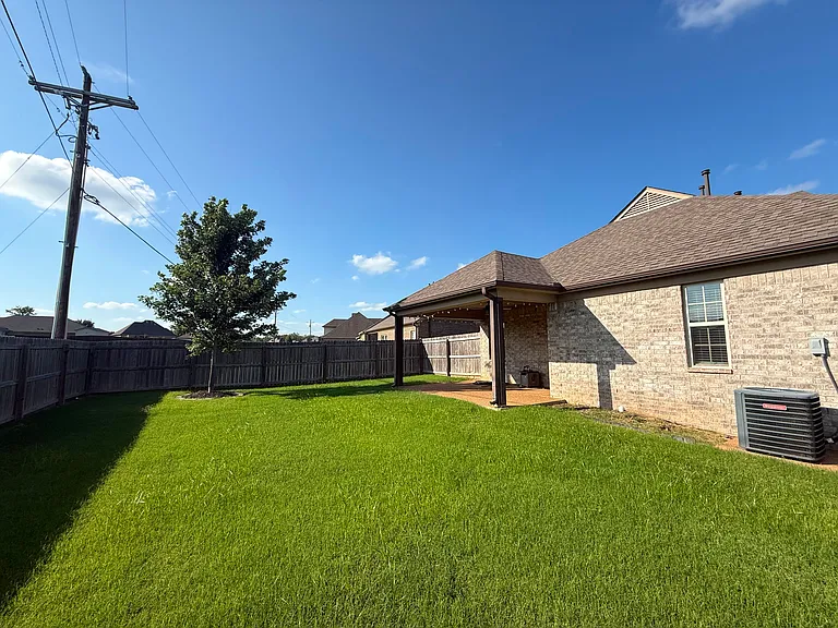 3543 Marion Ln — Photo 17