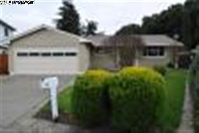 1st image of 2724 Meadowlark Dr