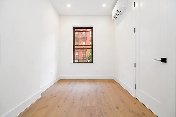 Rented by REAL New York | media 14