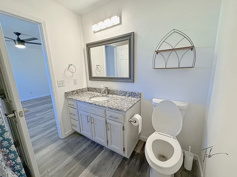 11 Holly Dr #B — Photo 27
