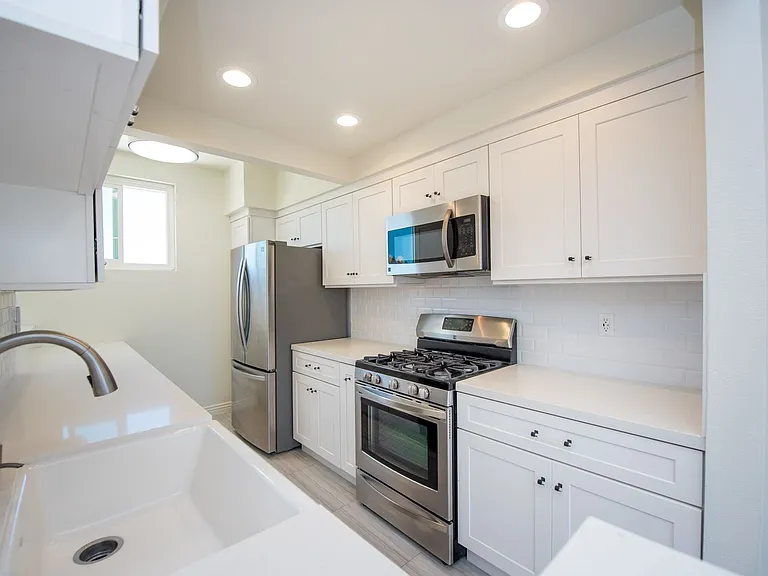 3299 Tempe Dr — Photo 14