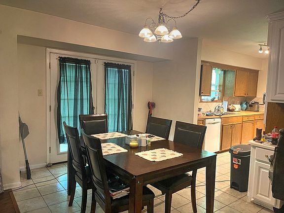 5th image of 405 Cunningham Dr