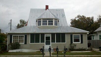 FRONT EXTERIOR