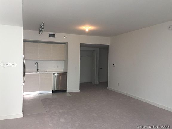 4th image of 4250 Biscayne Blvd APT 706