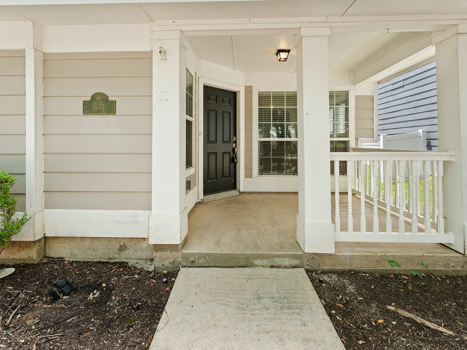 3 bed, 1580 sqft, $2,050 — Photo 3