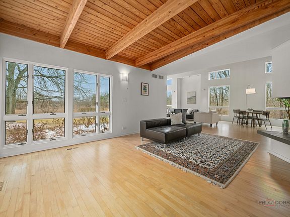 4th image of 18212 Oak Grove Rd