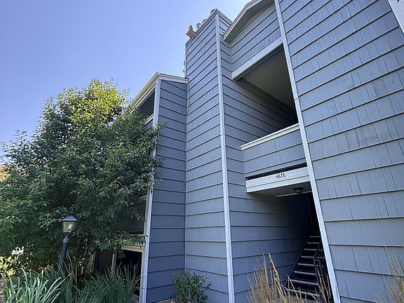 stairs to top floor unit
