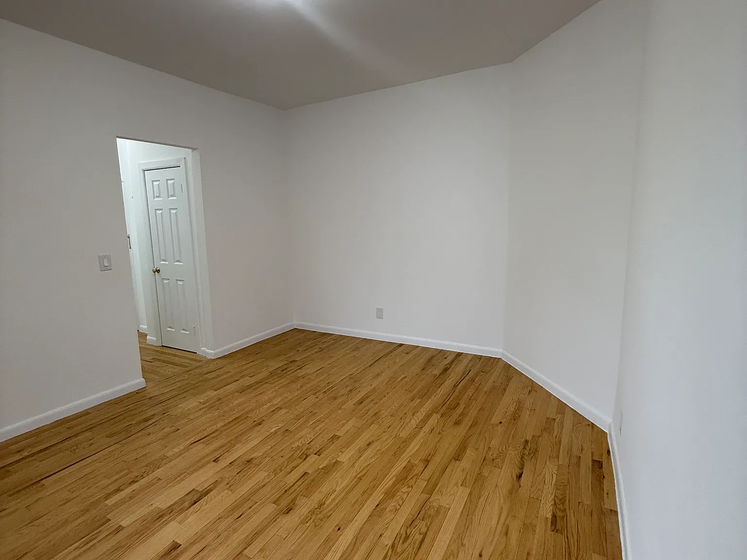 1 bed, 500 sqft, $1,550 — Photo 4