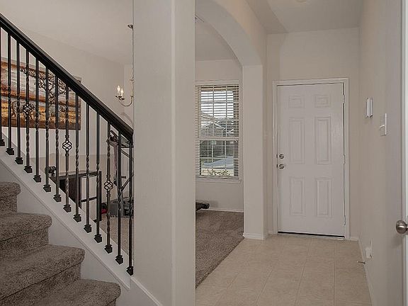 3rd image of 2511 Cold River Dr