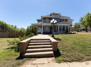 1115 Austin St, Coleman, TX 76834