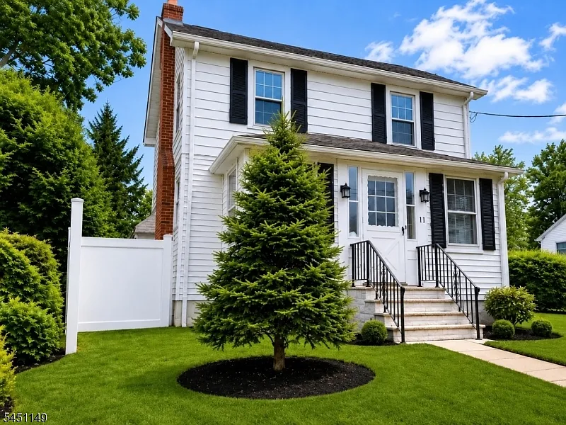 3 bed, 1.5 bath, $4,500 — Photo 2