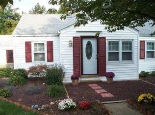 26 Robert Rd, New Castle, DE 19720