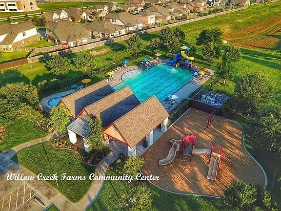 4th image of 1711 Green Willow Ct