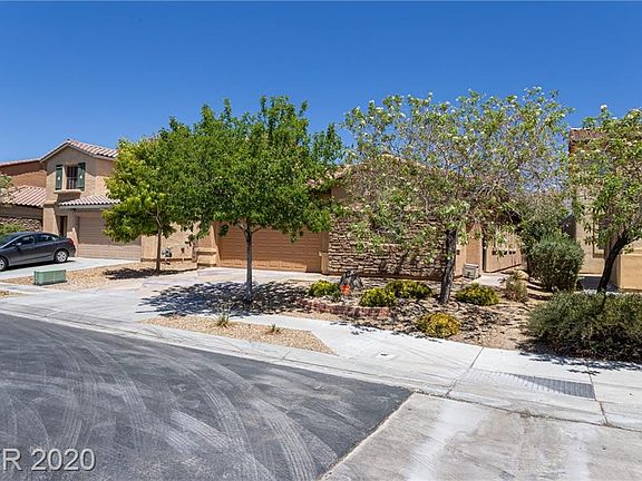 3rd image of 4312 Desert Haven Ave