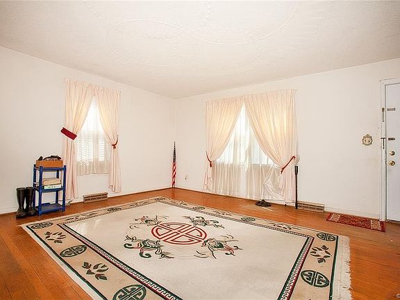 5th image of 1808 Doron Ln