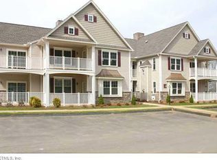 95 S Ridge Ln #AGL-1, Berlin, CT 06037