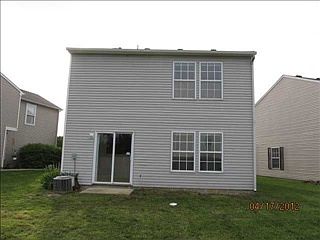 2nd image of 4541 Connaught Dr E
