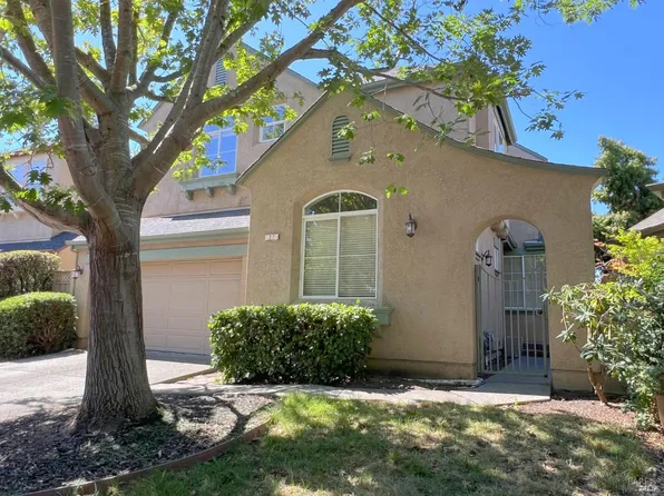 27 Sapporo Court, Petaluma, CA 94954