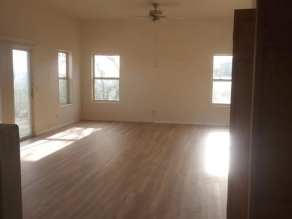 5th image of 442 Brunn School Rd #A