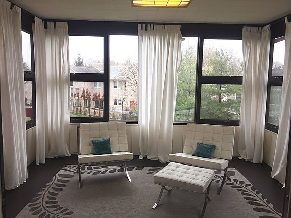 enclosed 3 season porch