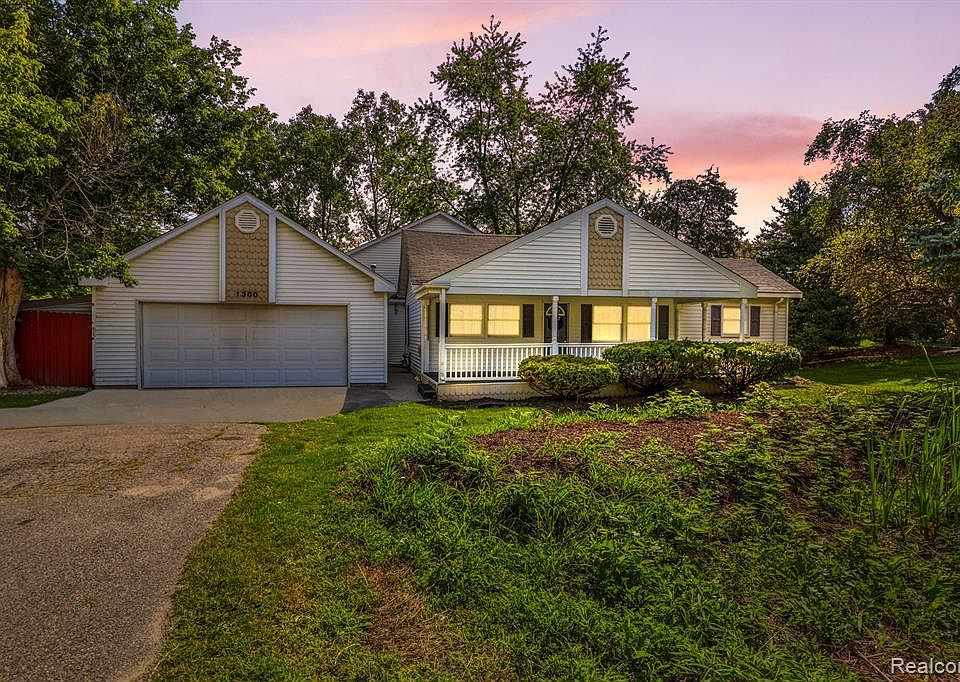 1300 N Beck Rd, Canton, MI 48187 Zillow