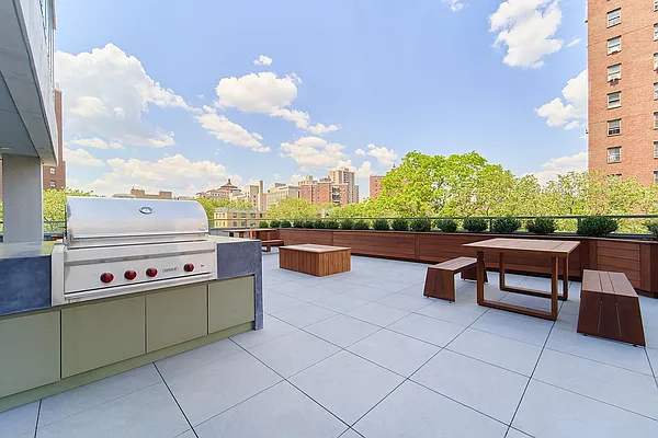 Rented by Compass | media 35