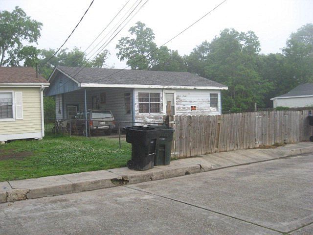 1st image of 211 Brooklyn Ave