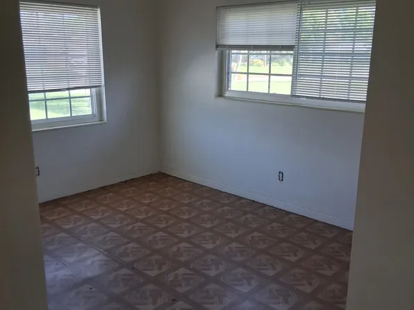 4311 Cortez Way S, Saint Petersburg, FL 33712