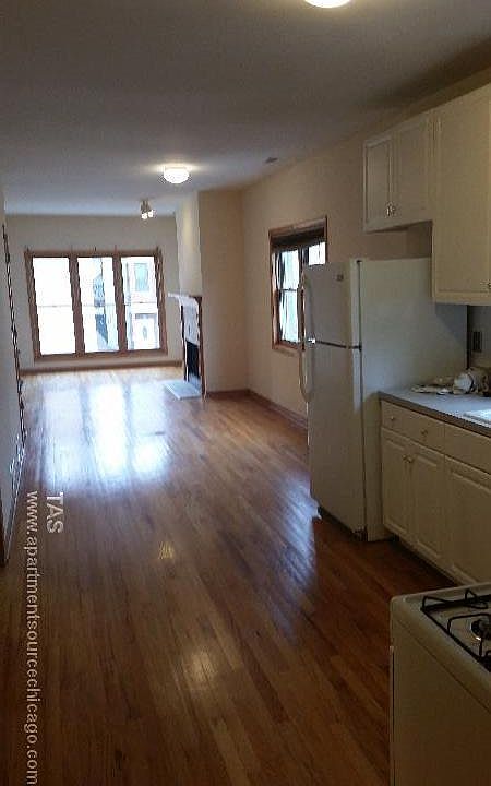 1st image of 1981 W Evergreen Ave #101