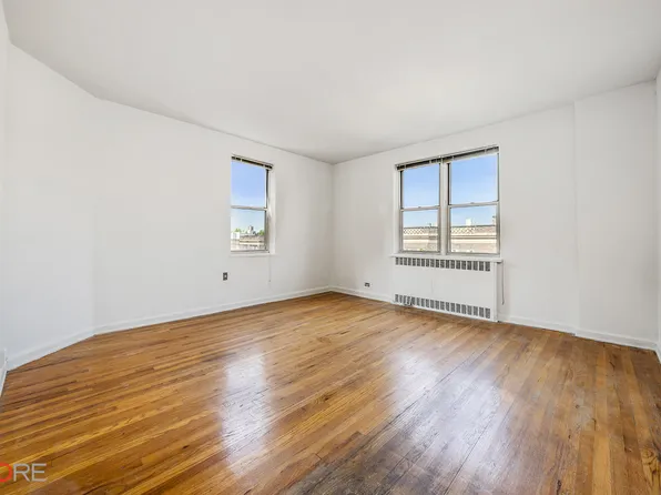 35-21 79th Street 6A image 2 of 8