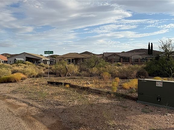 4th image of 303-02-074G Foothill Avenue
