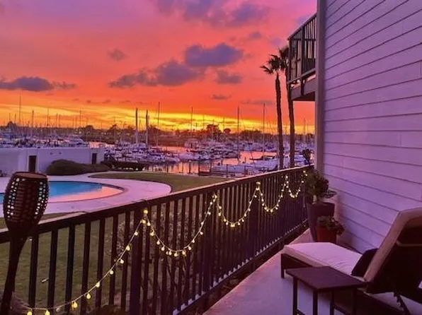 2901 Peninsula Rd APT 136, Oxnard, CA 93035