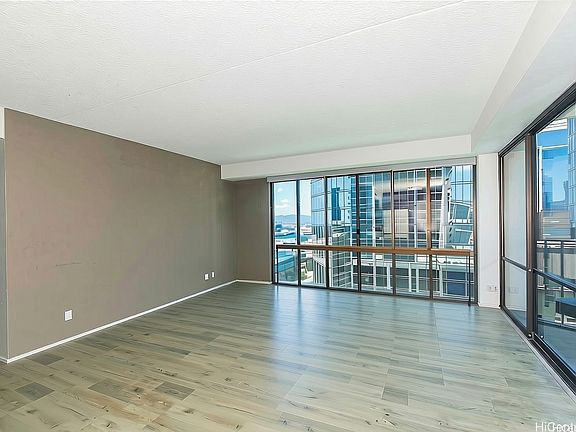 4th image of 700 Richards St APT 1104