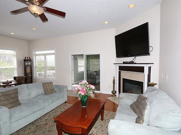 4th image of 6827 Edgeworth Dr