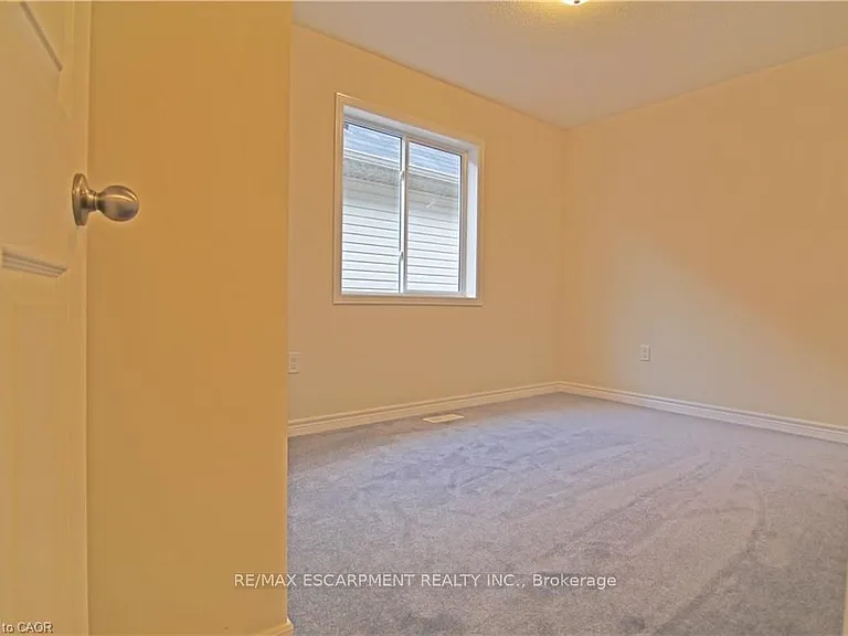 204 Lormont Blvd — Photo 8